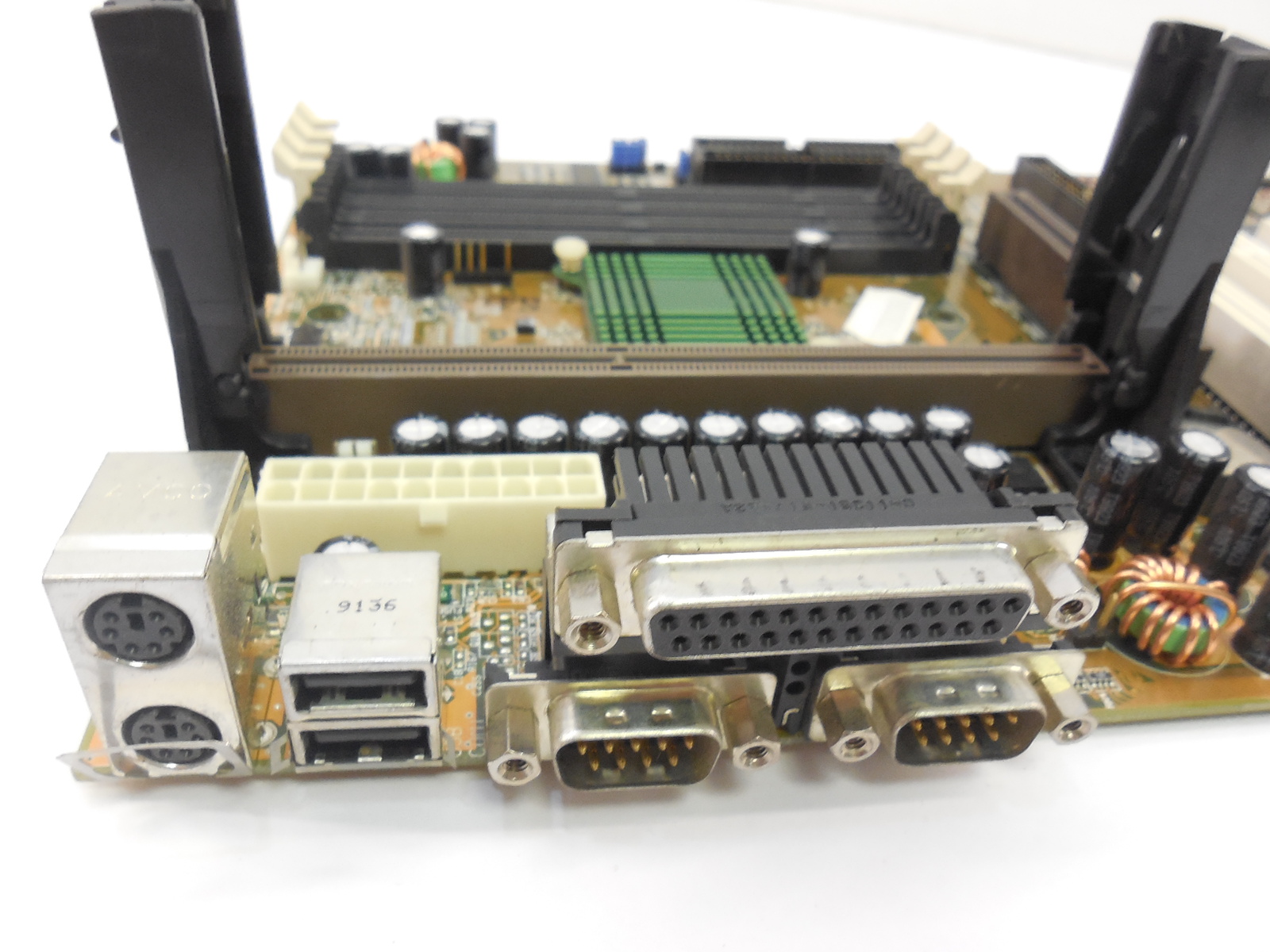 Материнская плата Asus P2B-F Slot 1 - Pic n 260156