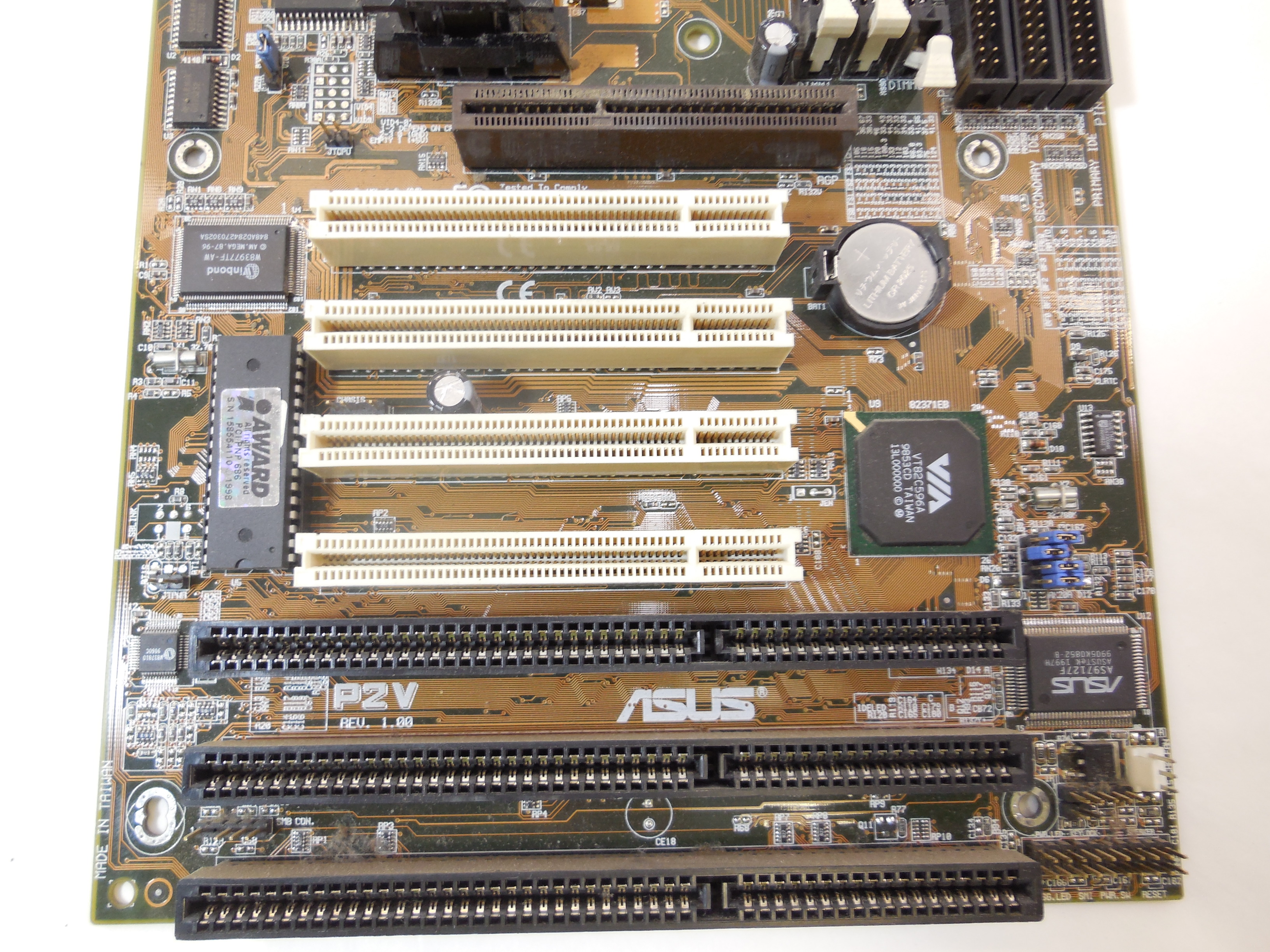 Материнская плата MB ASUS P2V Slot 1 - Pic n 277453