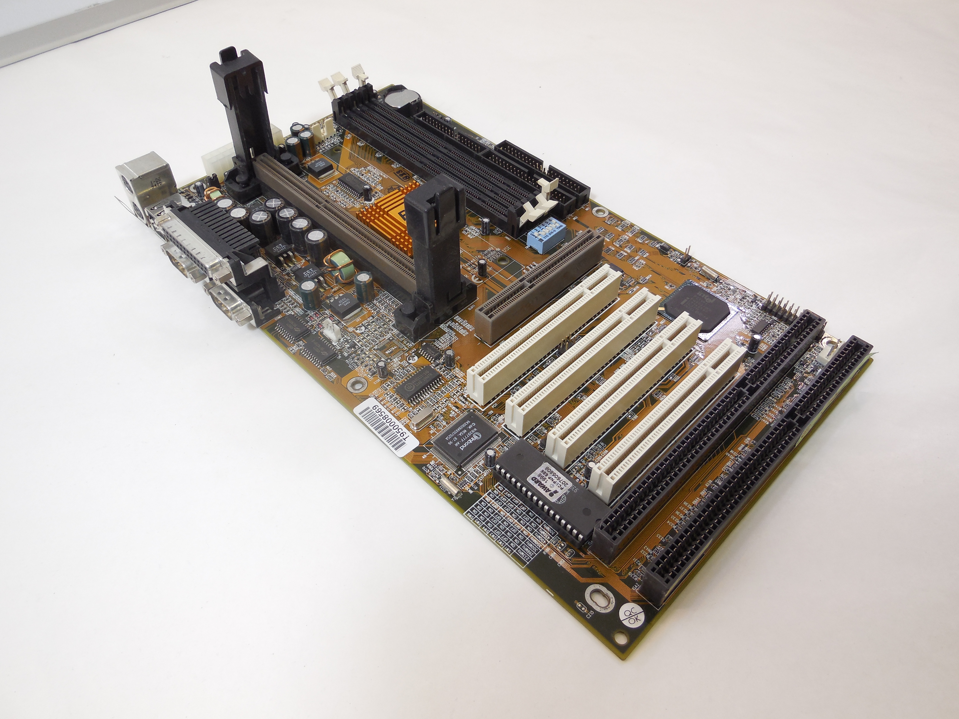 Материнская плата Slot 1 BX B680 / B683 VER 2.1 - Pic n 277460