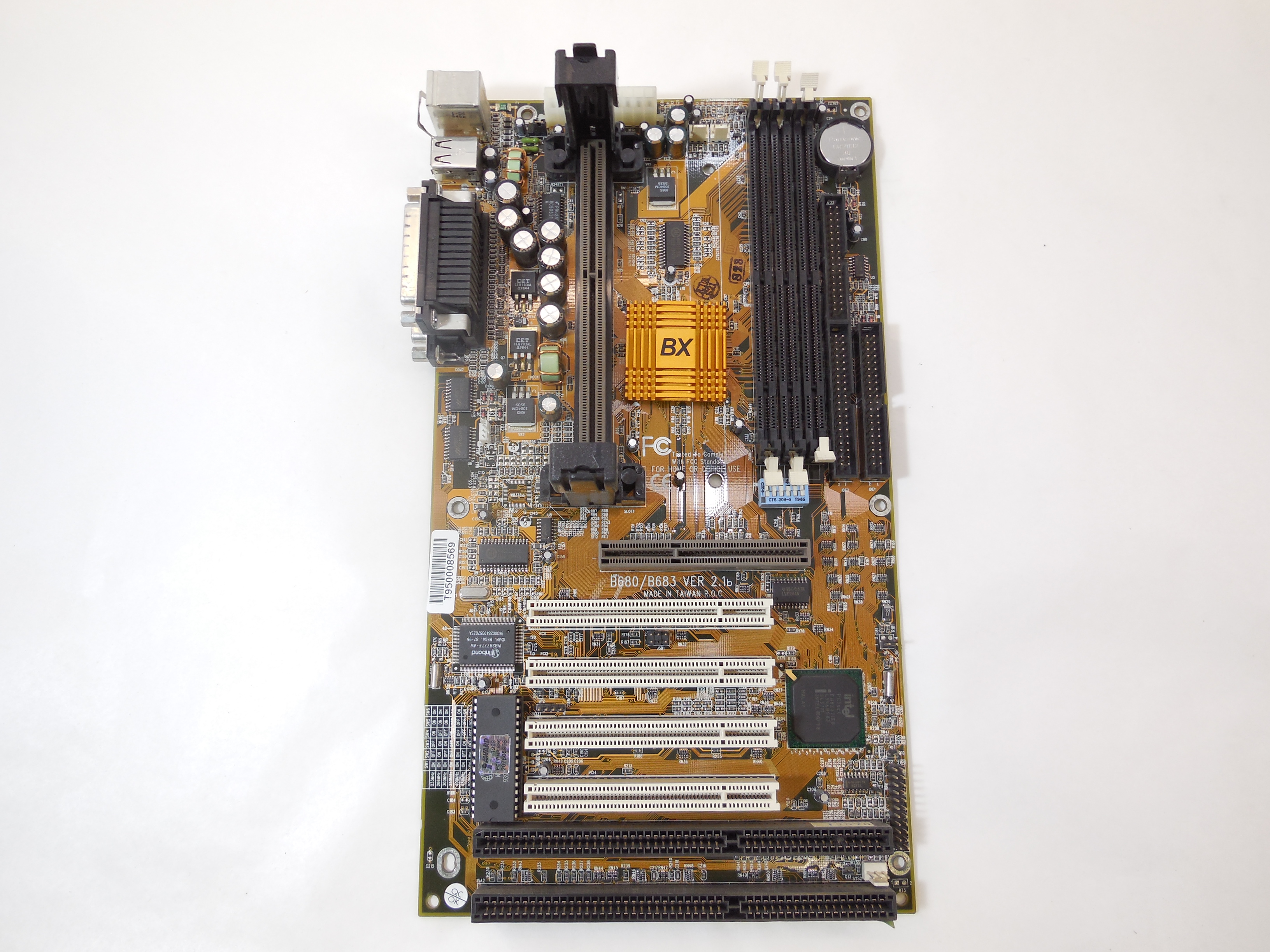 Материнская плата Slot 1 BX B680 / B683 VER 2.1 - Pic n 277460