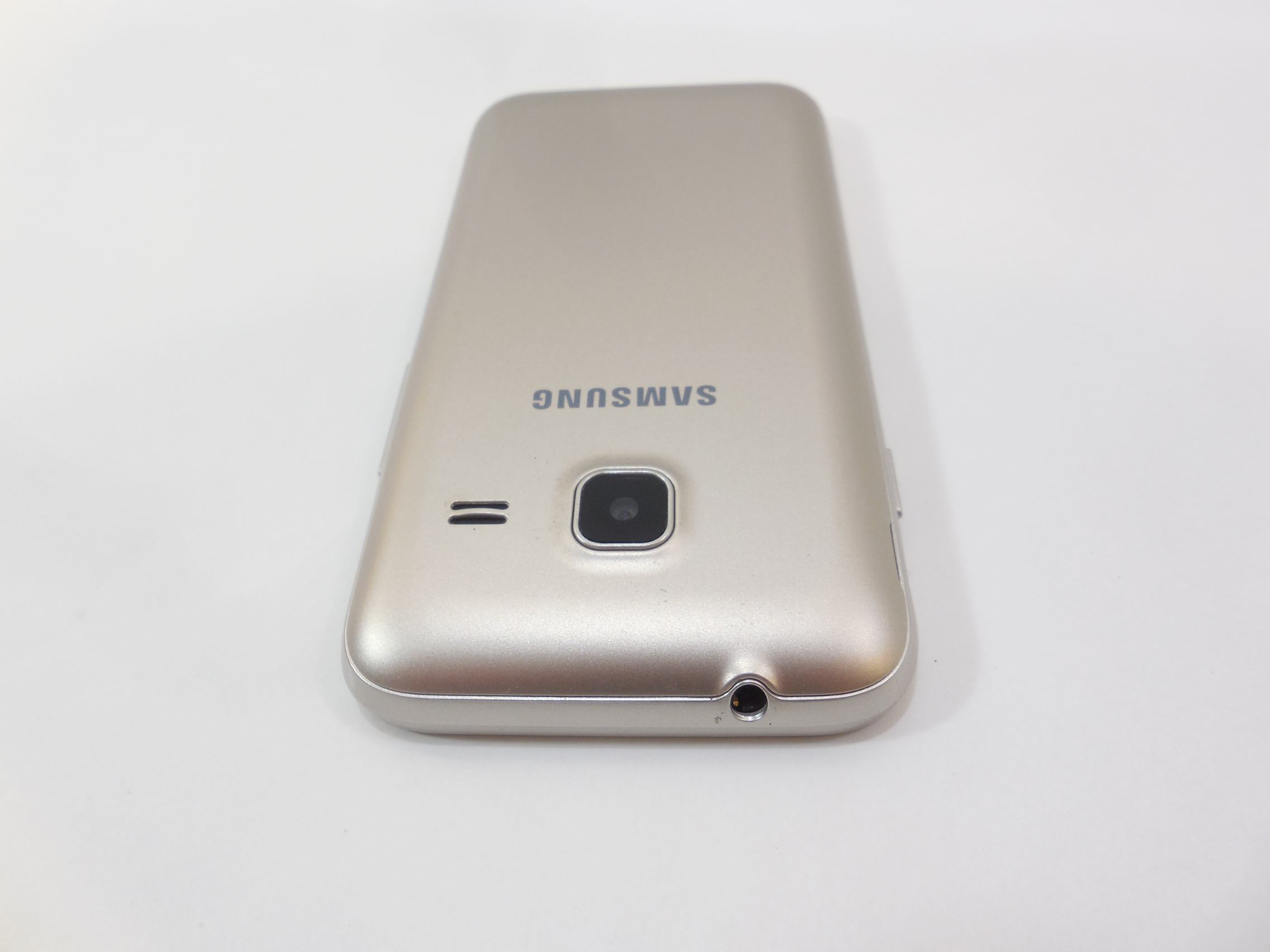 Смартфон Samsung Galaxy J1 mini - Pic n 278527