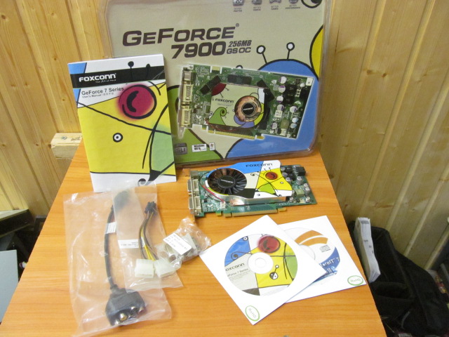 Видеокарта PCI-E Foxconn GeForce 7900 GS OC /256Mb /DDR3 /256bit /Dual-DVI /TV-Out /Питание 6pin /RTL /НОВАЯ