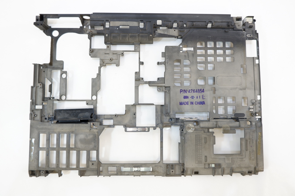 Средняя часть ноутбука IBM Lenovo ThinkPad R400 - Pic n 281806