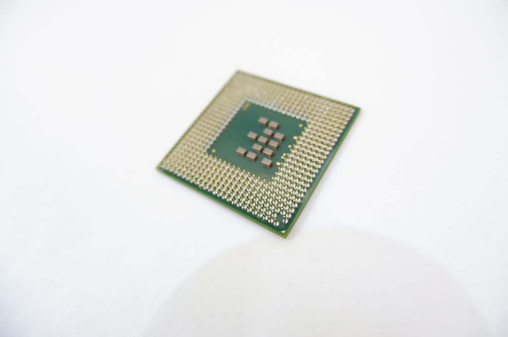 Процессор для ноутбука Intel Pentium M 730 - Pic n 282280
