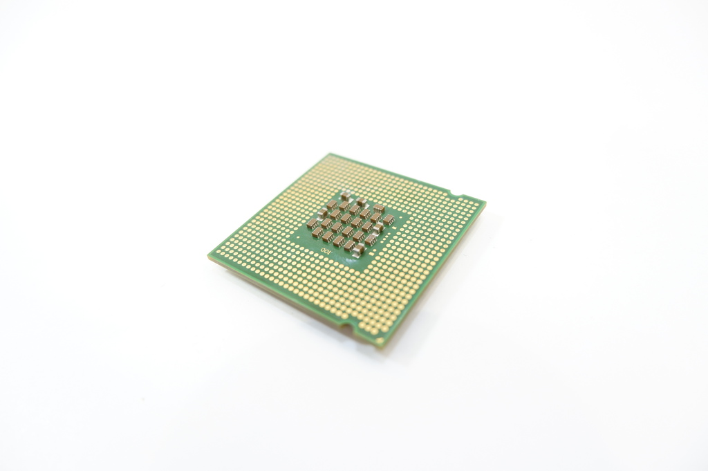 Процессор Socket 775 Intel Pentium IV 640 3,2GHz - Pic n 248862