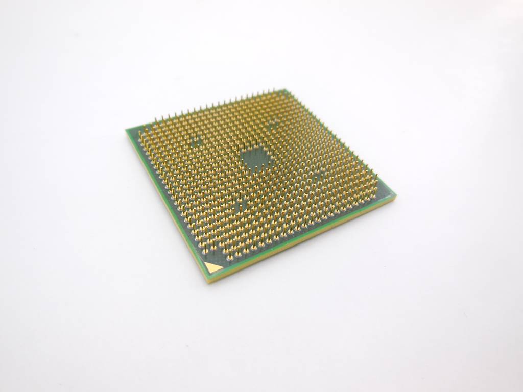 Процессор AMD Turion X2 Ultra ZM-84 2.3GHz - Pic n 294385