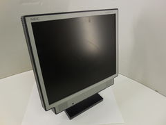 ЖК-монитор 17" NEC MultiSync LCD1760VM
