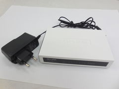 Коммутатор TP-Link TL-SF1008D / switch, 8 портов
