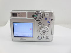 Цифровая фотокамера NIKON CoolPix 7600 Silver - Pic n 264824