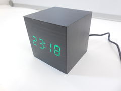Деревянные часы-будильник c зеленой LED подсветкой - Pic n 268897