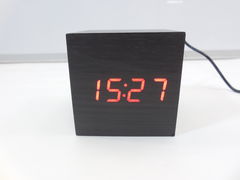 Деревянные часы-будильник c красной LED подсветкой