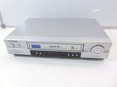 Видеомагнитофон VHS Samsung SVR-273