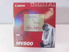 Видеокамера Canon DM-MV800