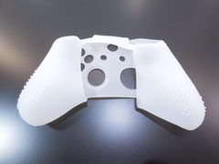 Силиконовый чехол на геймпад Xbox One белый - Pic n 267503