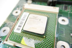 Комплект Intel D850GBC+P4 1,6GHz+256 RIMM - Pic n 281384