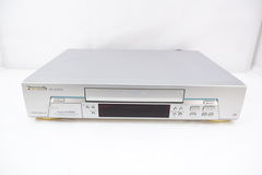 Видеомагнитофон VHS Panasonic NV-SJ500