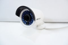 IP-камера HikVision DS-2CD2042WD-I
