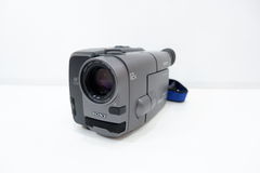 Видеокамера Sony Handycam CCD-TRV30E