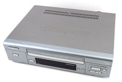 Видеомагнитофон VHS Thomson V 2110C