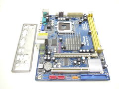 Материнская плата Socket 775 ASRock G31M-VS /1xPCI /PCI-E x16 /2xDDR2 /2xSATA /Sound /SVGA /4xUSB /LAN /COM /mATX Рамка задних портов в комплекте