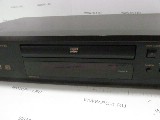 DVD-плеер Hi-Fi Denon DVD-800 /Прогрессивная развертка (PAL/NTSC) /Видео ЦАП 10 бит / 27 МГц /Аудио ЦАП 24 бит / 96 кГц /Поддерживаемые носители DVD, CD, CD-R, CD-RW /MP3 /Выходы: композитный, S-video