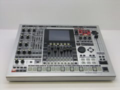 Грувбокс ROLAND MC-909